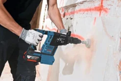 Bosch Professional GBH 18 V-26 F Accu Boorhamer | SDS-Plus | 18 Volt 8,0 Ah ProCore | L-Boxx [0.611.910.00E] -Makita Winkel Bosch Blauw GBH 18 V 26 0.611.910.000 ext 8 2